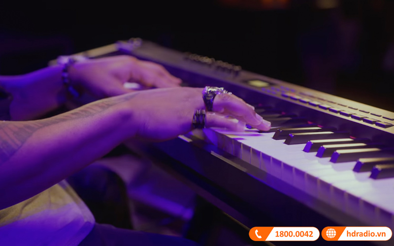 Đàn Piano Roland RD-88, piano điện-12