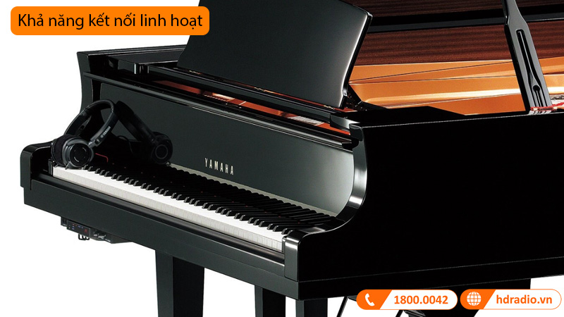 Đàn Piano Yamaha C6X SH3