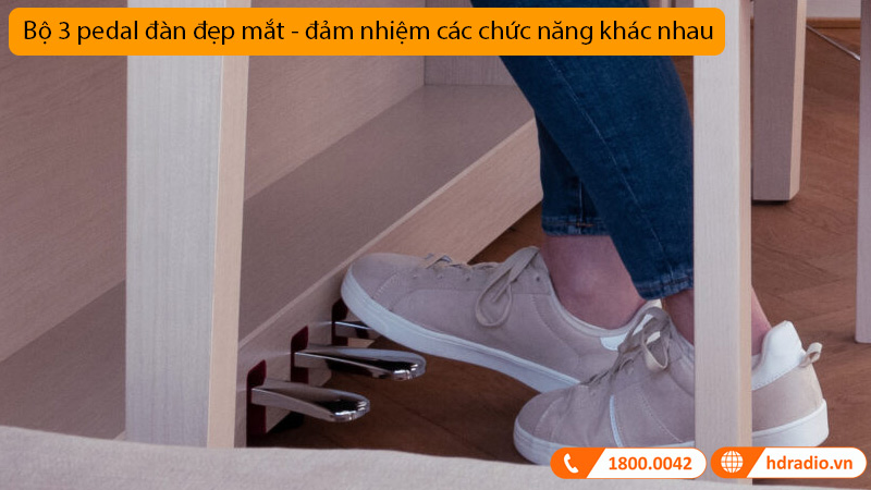 Đàn Piano Yamaha CLP-745