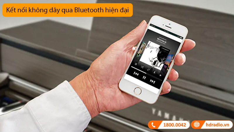 Đàn Piano Yamaha CLP-745