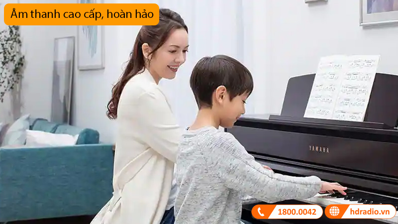 Đàn Piano Yamaha CLP-745