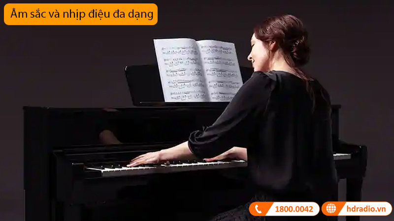 Đàn Piano Yamaha CLP-745