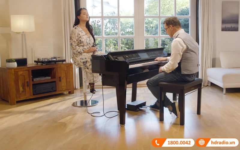 Đàn Piano Yamaha CVP-805