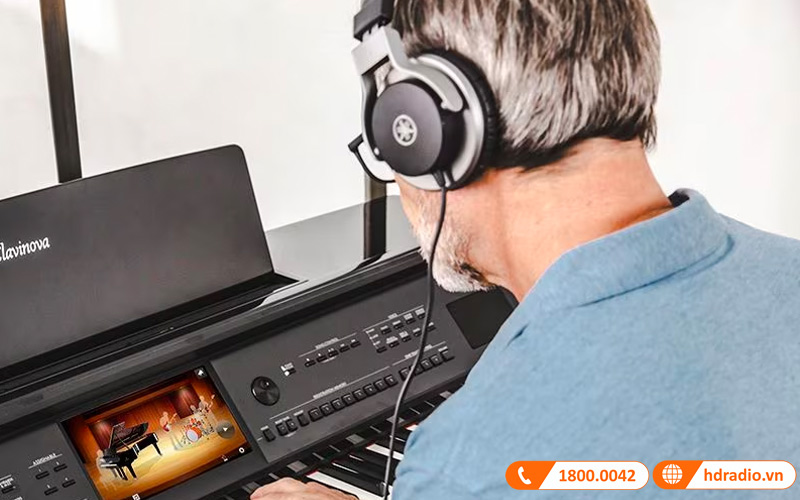 Đàn Piano Yamaha CVP-909