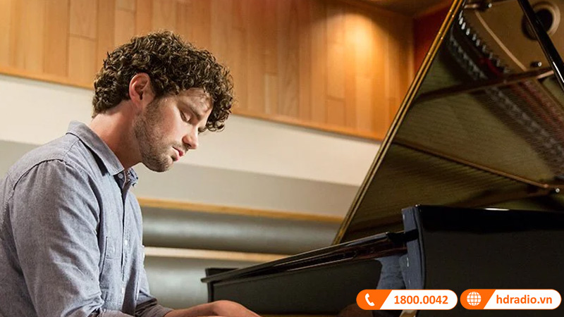 Đàn Piano Yamaha GC2 SH3