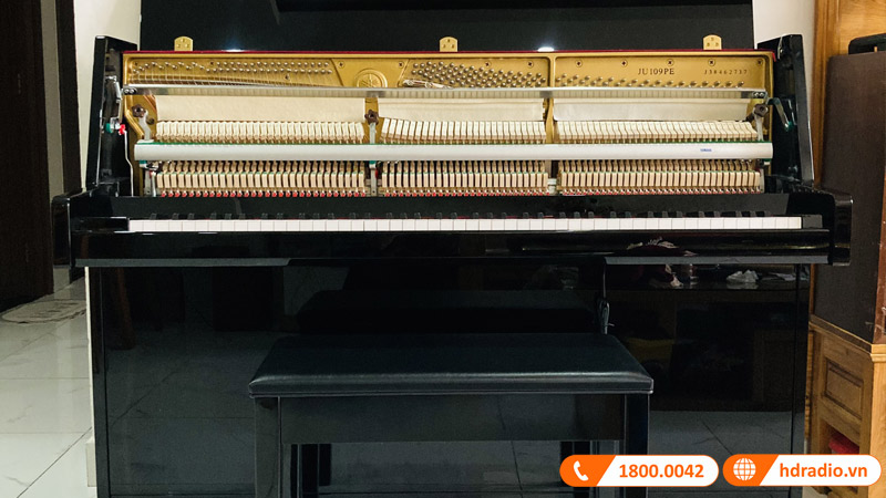 Đàn Piano Yamaha JU109