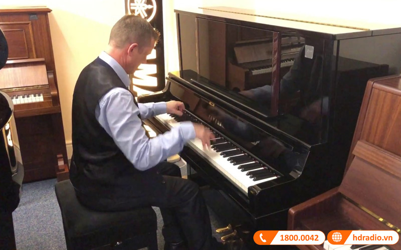 Đàn Piano Yamaha YUS5