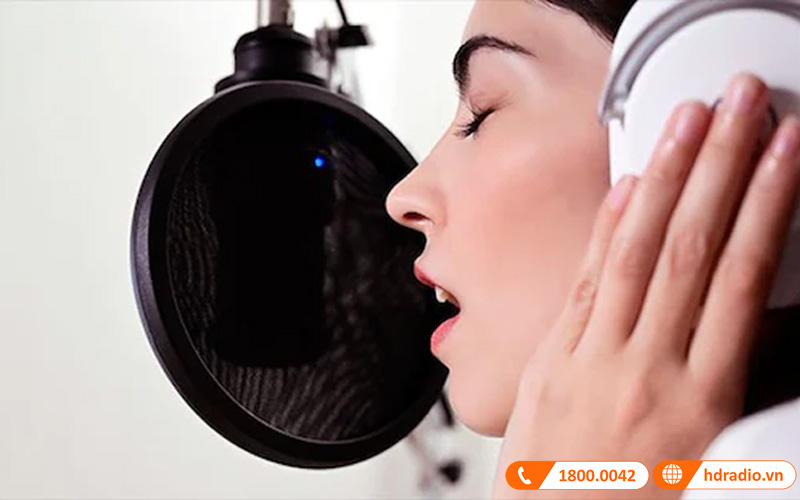 Bàn mixer Yamaha AG03MK2