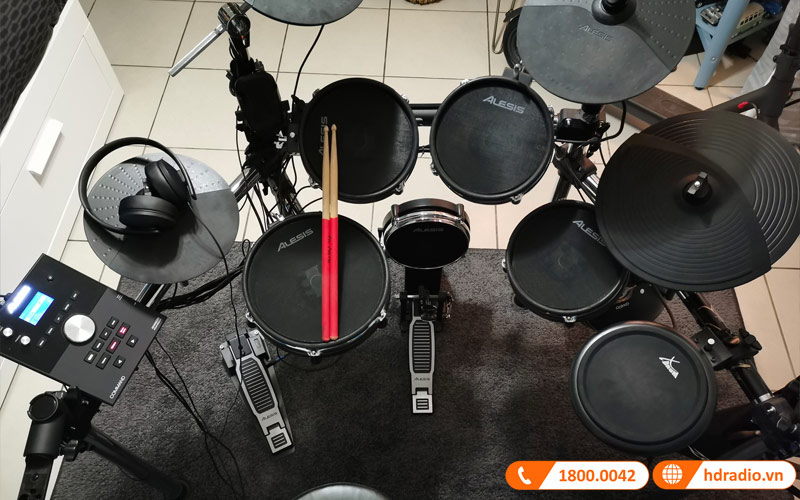 Trống Điện Tử Alesis Command Mesh Kit-4
