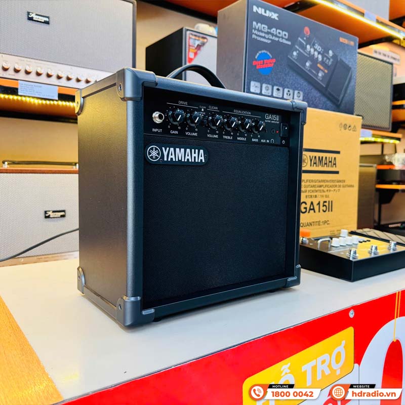 Amply guitar Yamaha GA15II, củ loa toàn dải 16 cm, tùy chỉnh Drive/Clean Gain Volume và EQ 3 băng tần, Công Suất 15W, Phones, AUX IN-4