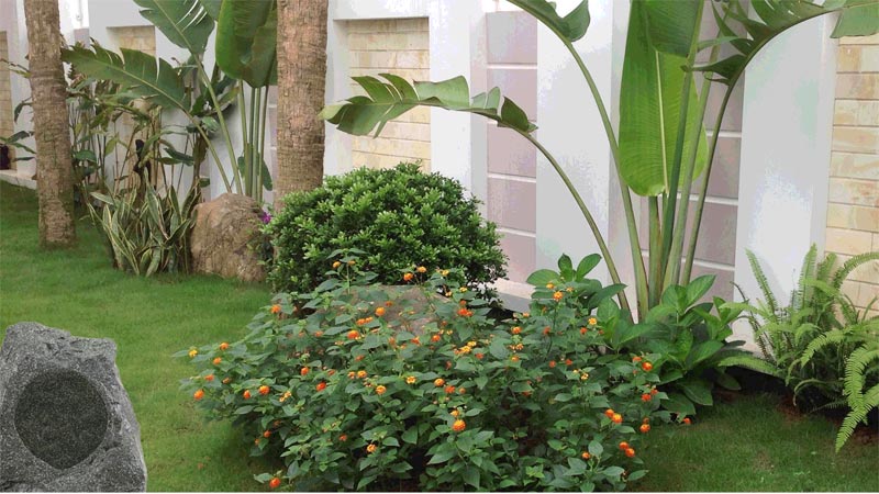 Loa Sân Vườn Jamo JR-6 GRANITE