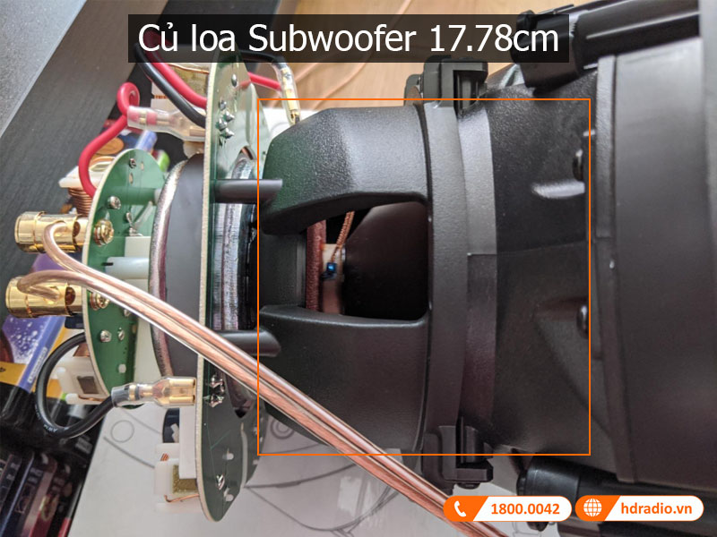 Cu loa Loa Polk Audio 70-RT