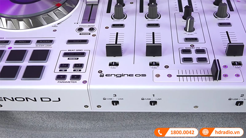 khung kim loại chắc chắn