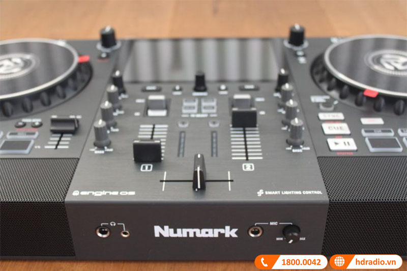 Cổng kết nối ở mặt trước