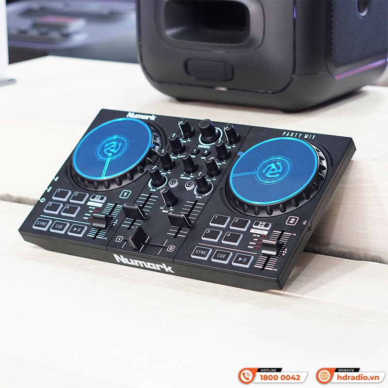 Bàn DJ Numark Party Mix 2