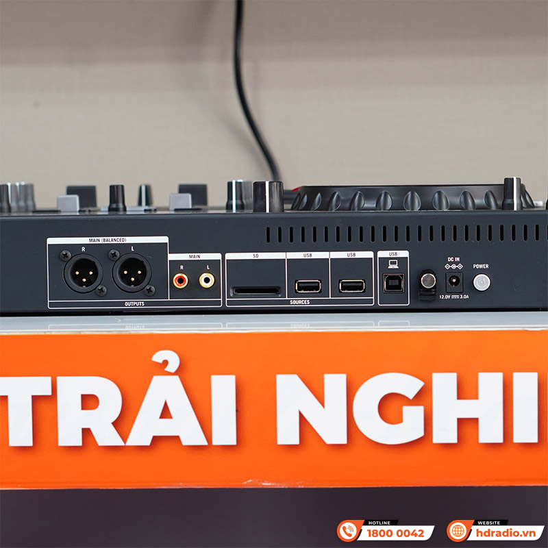 Bàn DJ Numark Mixstream Pro + (Plus), USB độc lập, 2 kênh, có loa, Wifi, Bluetooth, máy tính, 3.68kg, Mới-9