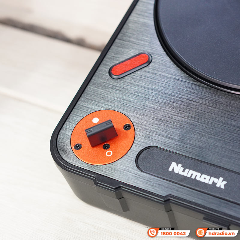 Bàn DJ Numark PT01 Scratch, đọc đĩa than, có pin, mới-4