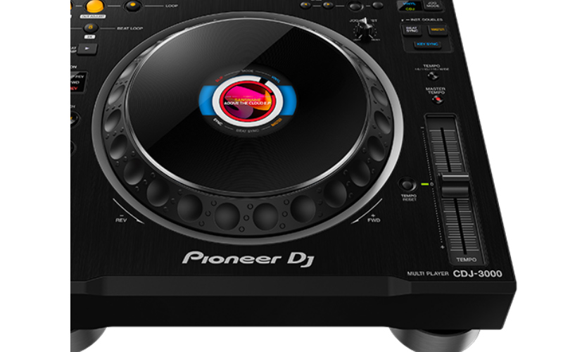 Bàn DJ Pioneer CDJ-3000