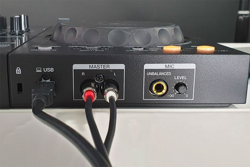 Bàn DJ Pioneer DDJ-400