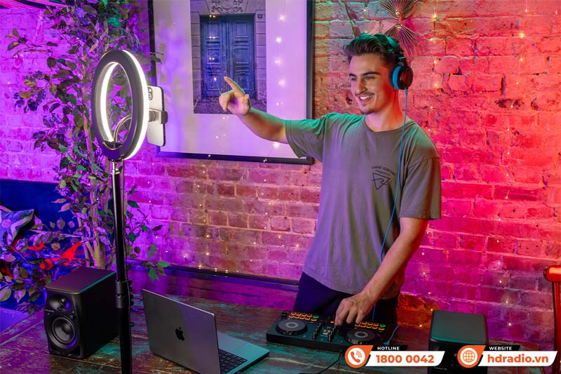 Bàn DJ AlphaTheta DDJ-FLX2