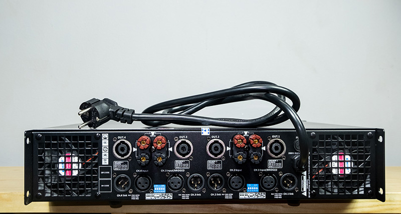 Dàn âm thanh tập Gym JBL CF06