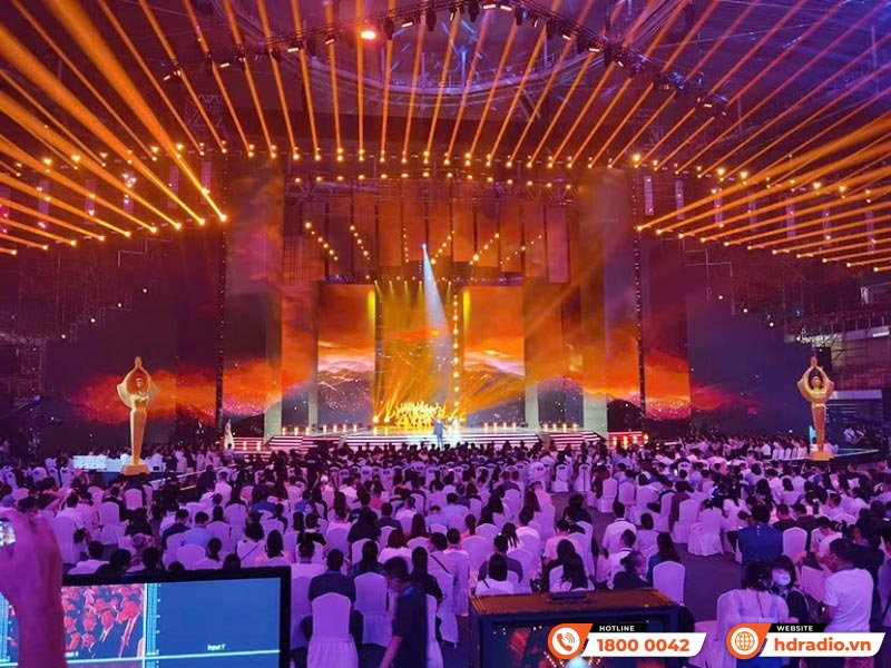 Đèn sân khấu là gì và các loại đèn sân khấu