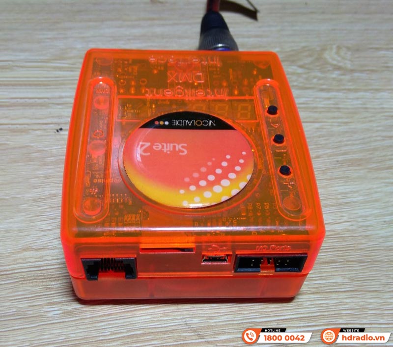 Thiết Bị Điều Khiển Ánh Sáng Sunlite 2FC Thiết Bị Điều Khiển Ánh Sáng Sunlite 2FC