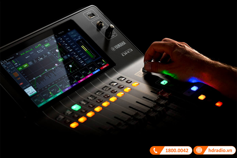 Bàn mixer Yamaha DM3 Standard 