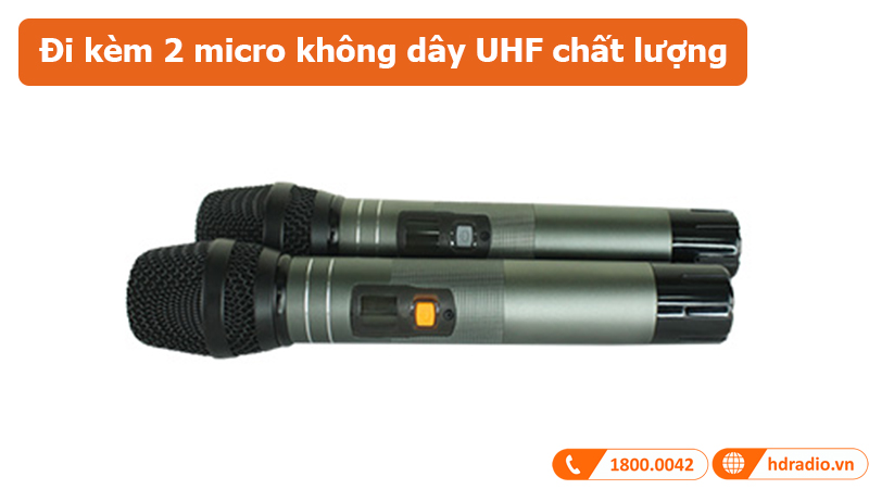 Amply Dalton DA-9700XM đi kèm micro không dây