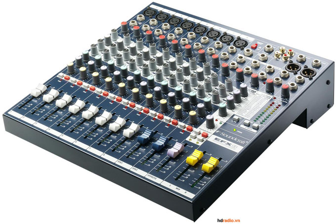 Mixer Soundcraft EPM8