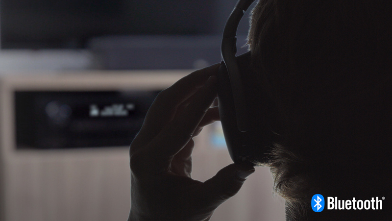 Thưởng thức âm thanh qua tai nghe