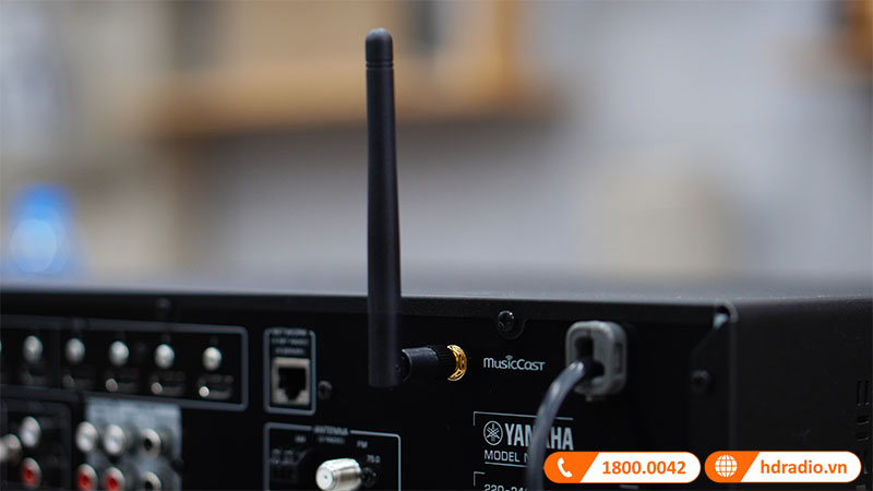 anh-thuc-te-amply-yamaha-rx-v6a-7