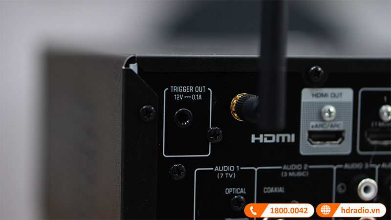 anh-thuc-te-amply-yamaha-rx-v6a-8