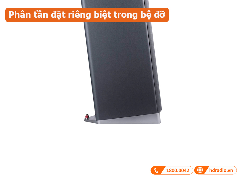 Loa Jamo S7-27F phân tần được đặt riêng trong bệ đỡ