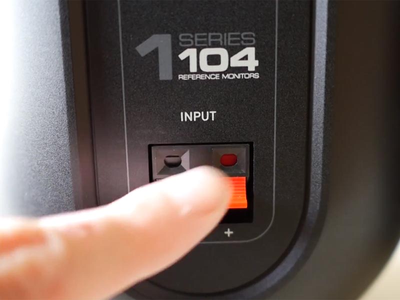 anh thuc te Loa JBL ONE SERIES 104 hdradio 11 anh thuc te Loa JBL ONE SERIES 104 hdradio 11