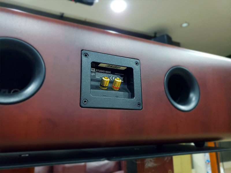 coc noi loa jbl studio 665c