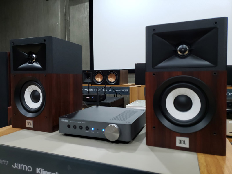 anh thuc te loa jbl stage a120