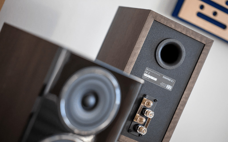 loa wharfedale diamacond 12.1