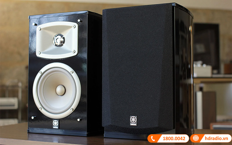 Loa Yamaha NS-333 trang bị ê căng vải cao cấp