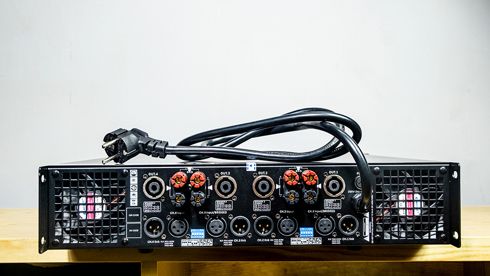 mat-sau-day-jk-4-kenh