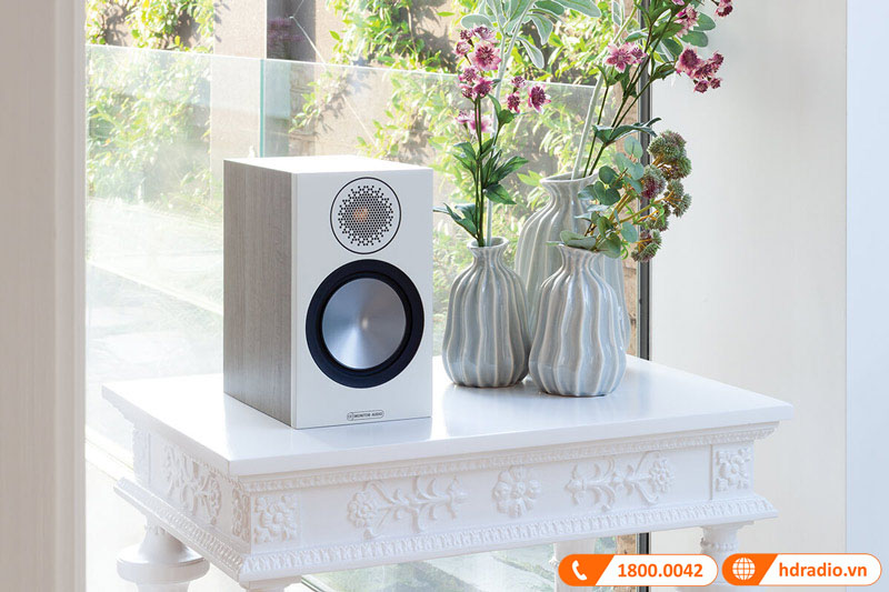 Loa monitor audio bronze 100