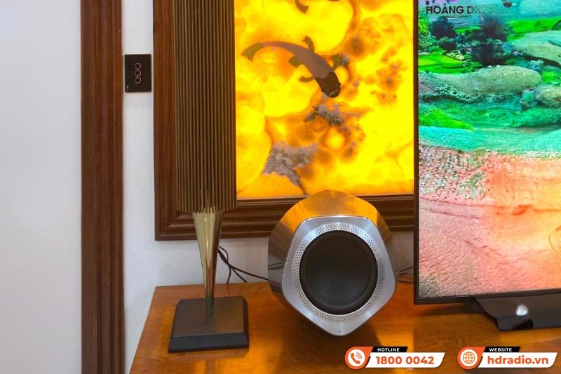 Loa sub B&O Beolab 19 