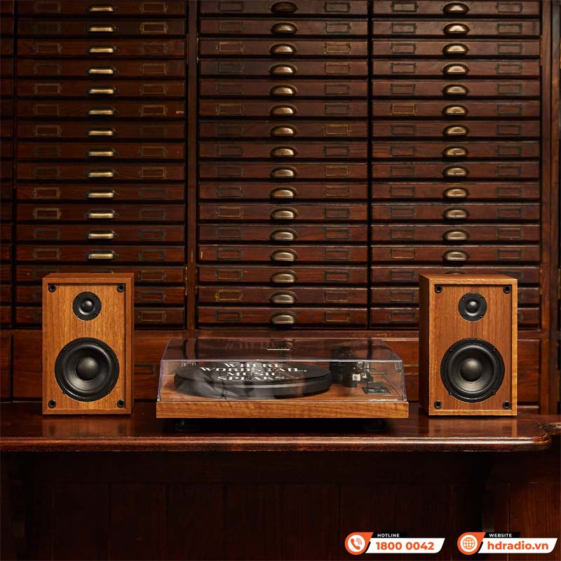 Combo đầu đĩa than kết hợp loa Gadhouse Henry, Tốc Độ Quay 33 1/3 và 45 RPM, Công suất 18W x 2, Bluetooth, USP-PC-8