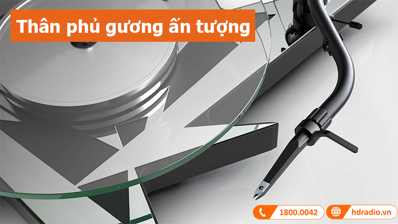 Đầu đĩa than Pro-Ject Metallica Limited Edition thân phủ gương ấn tượng