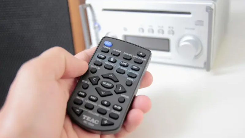 Đầu CD TEAC CR-H101