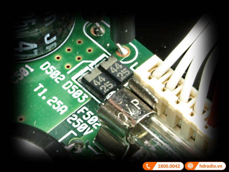 Cung cấp năng lượng sạch hơn bằng điốt rào cản Schottky