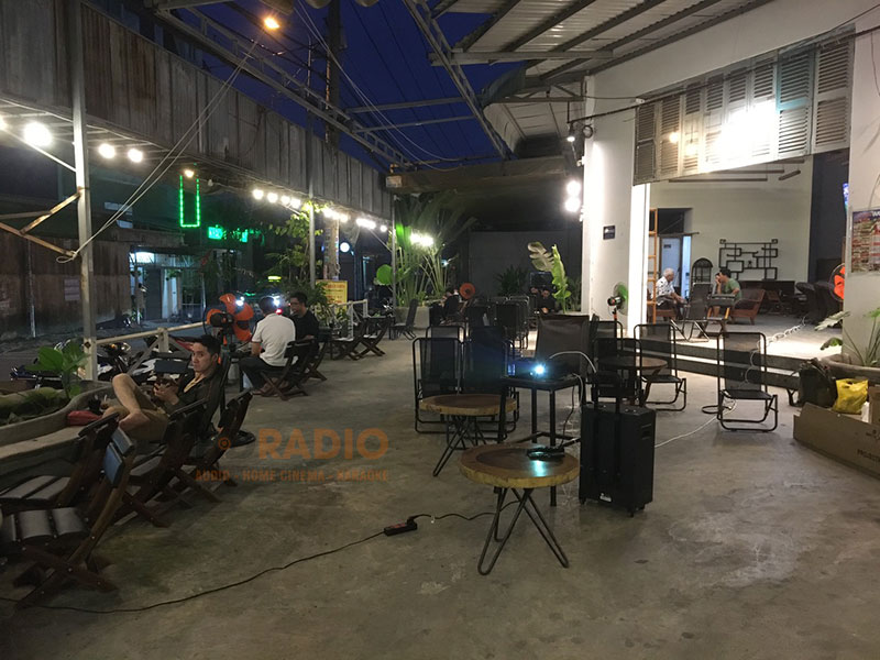 Lắp đặt máy chiếu cho WorldCup 2022 Lắp đặt máy chiếu cho WorldCup 2022