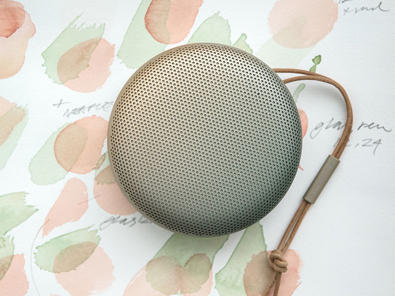 Dia chi cung cap loa B&O Beosound A1 Crafted Edition Dune