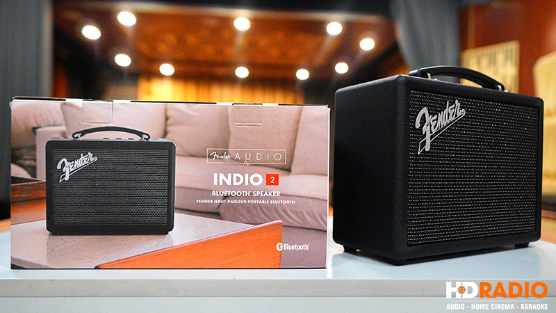 Bóc hộp loa Fender Indio 2