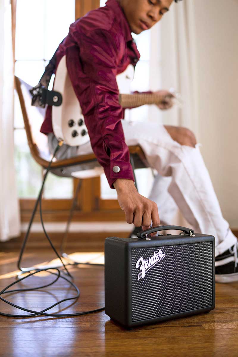 Loa Fender Indio 2 ket noi Guitar